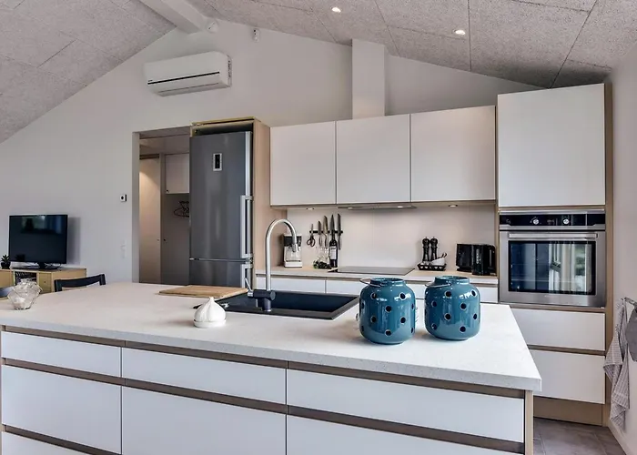 Stacey - 800m From The Sea By Interhome *